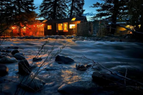 Thorpe On The Water. Creekside Nederland Cabin.